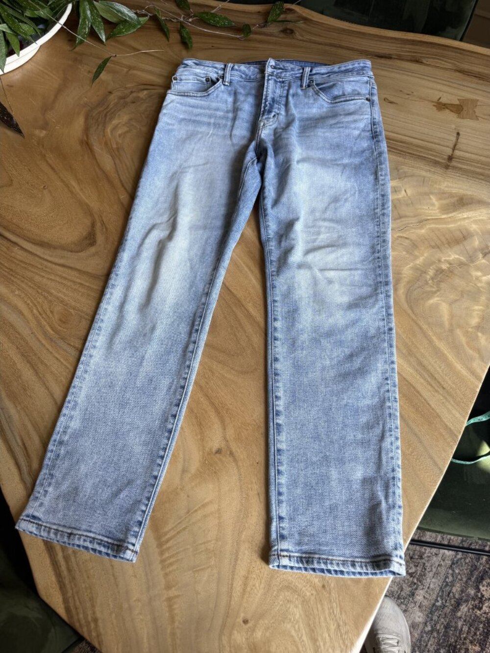 American Eagle AirFlex Plus Slim Straight Jeans Light Wash Men's 33x30